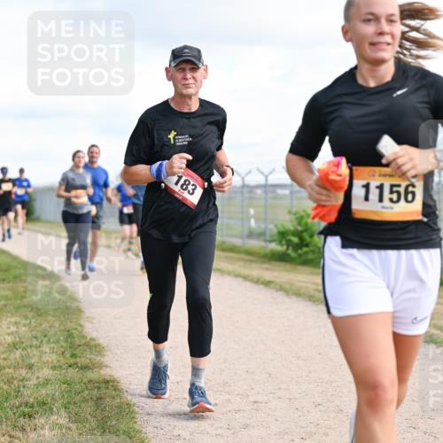 14.09.2025 - Airport Race Dr. Thomas Lammeyer http://msf.ph/oto/8874352 14.09.2025 12:19:04 Laufen 183, 1156 meine-sportfotos.de