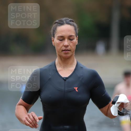 14.09.2025 - Stadtparktriathlon Michael Strokosch http://msf.ph/oto/8874402 14.09.2025 12:33:32 Schwimmen 1327, 1335, 1371, 1374 meine-sportfotos.de