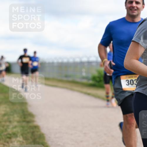 14.09.2025 - Airport Race Dr. Thomas Lammeyer http://msf.ph/oto/8874431 14.09.2025 12:19:09 Laufen 303, 42, 1547 meine-sportfotos.de