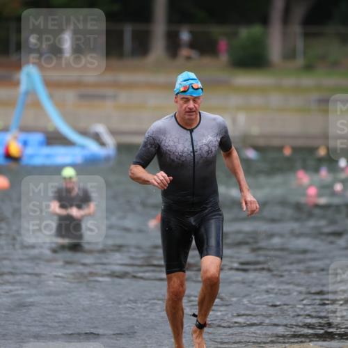 14.09.2025 - Stadtparktriathlon Michael Strokosch http://msf.ph/oto/8874434 14.09.2025 12:33:47 Schwimmen 1347 meine-sportfotos.de