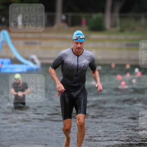 14.09.2025 - Stadtparktriathlon Michael Strokosch http://msf.ph/oto/8874436 14.09.2025 12:33:47 Schwimmen 1347 meine-sportfotos.de