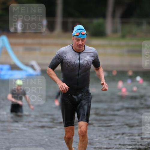 14.09.2025 - Stadtparktriathlon Michael Strokosch http://msf.ph/oto/8874441 14.09.2025 12:33:48 Schwimmen 1347 meine-sportfotos.de