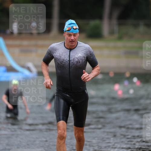 14.09.2025 - Stadtparktriathlon Michael Strokosch http://msf.ph/oto/8874442 14.09.2025 12:33:48 Schwimmen 1347 meine-sportfotos.de