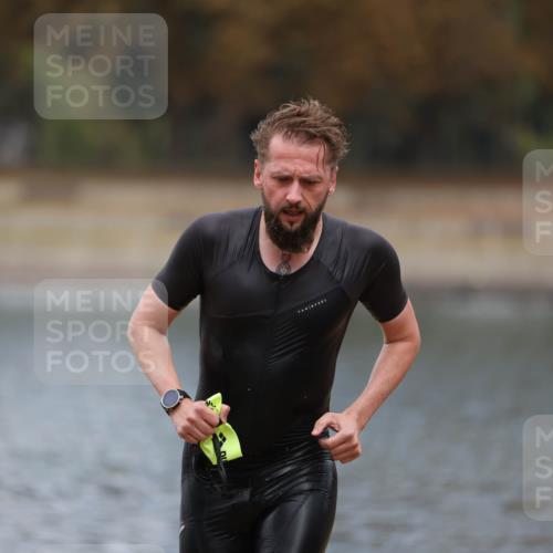 14.09.2025 - Stadtparktriathlon Michael Strokosch http://msf.ph/oto/8874459 14.09.2025 12:34:04 Schwimmen 1332, 1387 meine-sportfotos.de