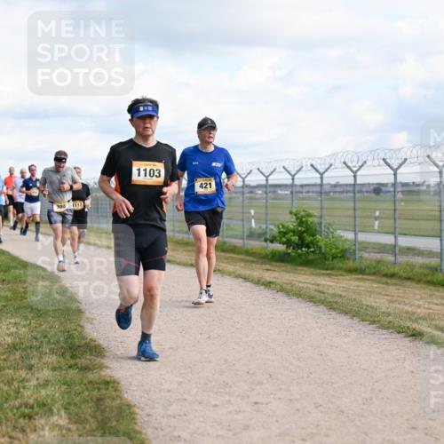 14.09.2025 - Airport Race Dr. Thomas Lammeyer http://msf.ph/oto/8874468 14.09.2025 12:19:12 Laufen 300, 117, 1103, 421 meine-sportfotos.de