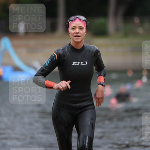 14.09.2025 - Stadtparktriathlon Michael Strokosch http://msf.ph/oto/8874472 14.09.2025 12:34:08 Schwimmen 1332 meine-sportfotos.de