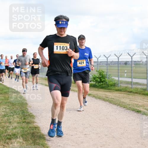 14.09.2025 - Airport Race Dr. Thomas Lammeyer http://msf.ph/oto/8874485 14.09.2025 12:19:12 Laufen 300, 1117, 1103, 421 meine-sportfotos.de