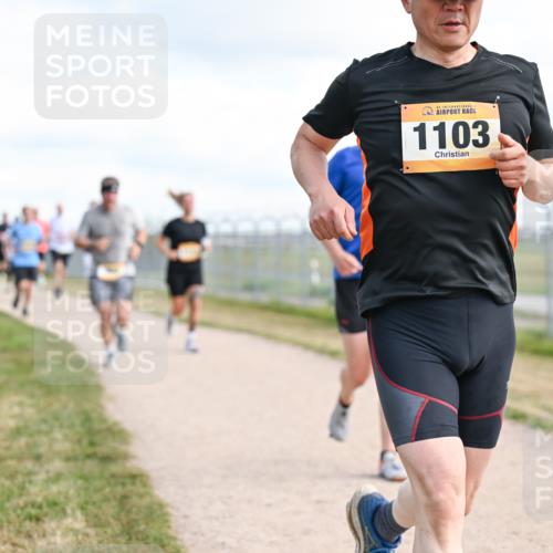 14.09.2025 - Airport Race Dr. Thomas Lammeyer http://msf.ph/oto/8874498 14.09.2025 12:19:13 Laufen 42, 1103 meine-sportfotos.de