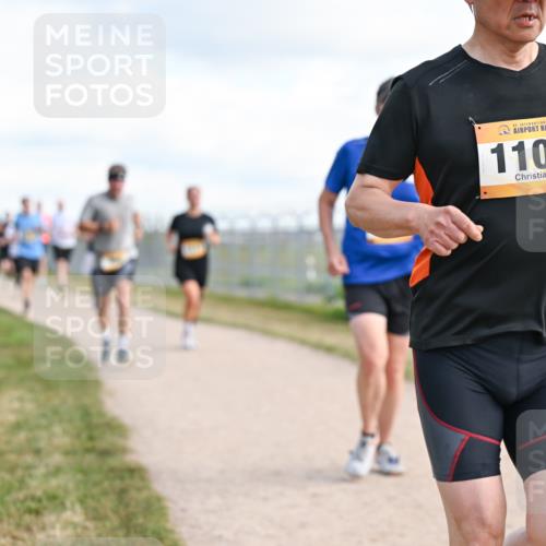14.09.2025 - Airport Race Dr. Thomas Lammeyer http://msf.ph/oto/8874499 14.09.2025 12:19:13 Laufen 42, 1103 meine-sportfotos.de