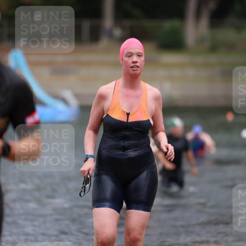 14.09.2025 - Stadtparktriathlon Michael Strokosch http://msf.ph/oto/8874518 14.09.2025 12:34:32 Schwimmen 1328, 1334, 1341, 1384 meine-sportfotos.de
