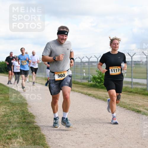14.09.2025 - Airport Race Dr. Thomas Lammeyer http://msf.ph/oto/8874539 14.09.2025 12:19:16 Laufen 1634, 300, 1117 meine-sportfotos.de