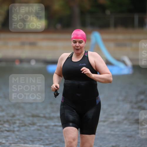 14.09.2025 - Stadtparktriathlon Michael Strokosch http://msf.ph/oto/8874561 14.09.2025 12:34:58 Schwimmen 1336 meine-sportfotos.de