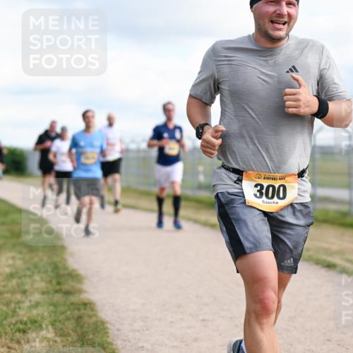 14.09.2025 - Airport Race Dr. Thomas Lammeyer http://msf.ph/oto/8874562 14.09.2025 12:19:17 Laufen 300 meine-sportfotos.de