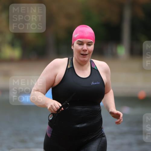 14.09.2025 - Stadtparktriathlon Michael Strokosch http://msf.ph/oto/8874570 14.09.2025 12:34:59 Schwimmen 1336 meine-sportfotos.de