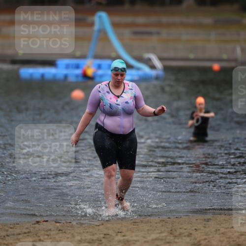 14.09.2025 - Stadtparktriathlon Michael Strokosch http://msf.ph/oto/8874584 14.09.2025 12:36:01 Schwimmen 1331 meine-sportfotos.de