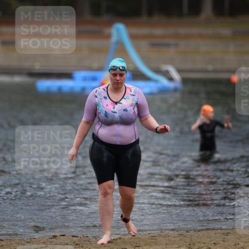 14.09.2025 - Stadtparktriathlon Michael Strokosch http://msf.ph/oto/8874589 14.09.2025 12:36:03 Schwimmen 1331 meine-sportfotos.de