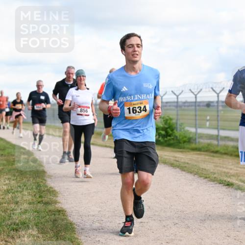 14.09.2025 - Airport Race Dr. Thomas Lammeyer http://msf.ph/oto/8874597 14.09.2025 12:19:19 Laufen 856, 1634, 494, 76 meine-sportfotos.de