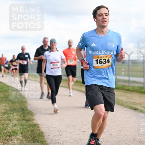 14.09.2025 - Airport Race Dr. Thomas Lammeyer http://msf.ph/oto/8874605 14.09.2025 12:19:20 Laufen 856, 1634, 15 meine-sportfotos.de