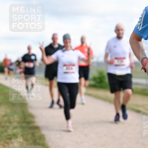 14.09.2025 - Airport Race Dr. Thomas Lammeyer http://msf.ph/oto/8874612 14.09.2025 12:19:20 Laufen 141, 16 meine-sportfotos.de