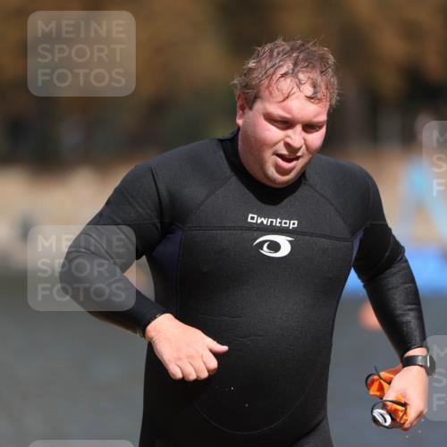 14.09.2025 - Stadtparktriathlon Michael Strokosch http://msf.ph/oto/8874642 14.09.2025 12:38:33 Schwimmen 1376 meine-sportfotos.de