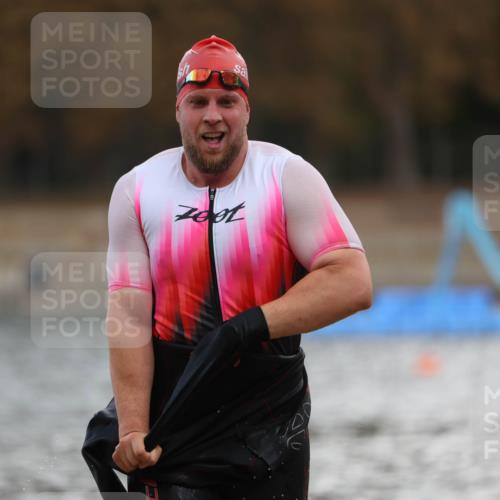 14.09.2025 - Stadtparktriathlon Michael Strokosch http://msf.ph/oto/8874718 14.09.2025 12:49:41 Schwimmen 1514 meine-sportfotos.de
