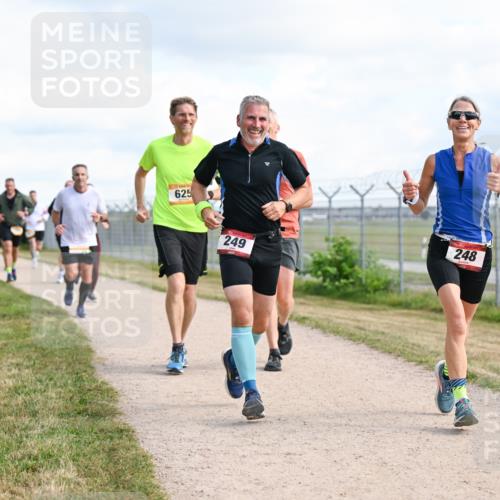 14.09.2025 - Airport Race Dr. Thomas Lammeyer http://msf.ph/oto/8874757 14.09.2025 12:19:28 Laufen 625, 249, 248 meine-sportfotos.de