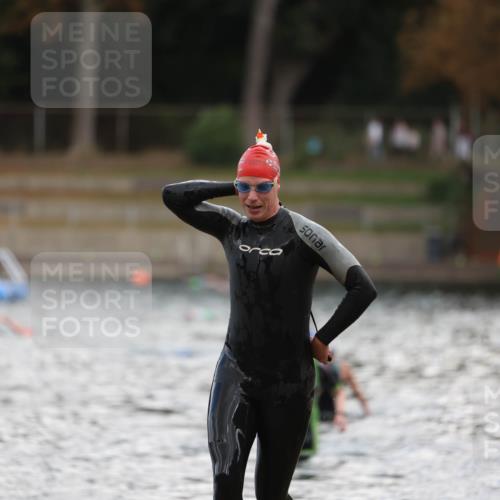 14.09.2025 - Stadtparktriathlon Michael Strokosch http://msf.ph/oto/8874765 14.09.2025 12:50:01 Schwimmen 1441, 1469, 1504 meine-sportfotos.de