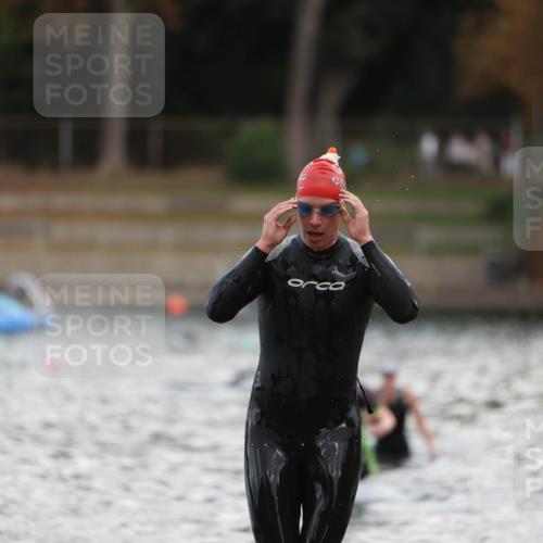14.09.2025 - Stadtparktriathlon Michael Strokosch http://msf.ph/oto/8874769 14.09.2025 12:50:01 Schwimmen 1441, 1469, 1504 meine-sportfotos.de
