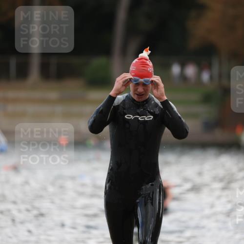 14.09.2025 - Stadtparktriathlon Michael Strokosch http://msf.ph/oto/8874772 14.09.2025 12:50:02 Schwimmen 1441, 1469 meine-sportfotos.de