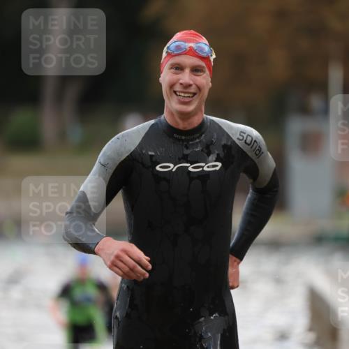 14.09.2025 - Stadtparktriathlon Michael Strokosch http://msf.ph/oto/8874779 14.09.2025 12:50:04 Schwimmen 1441, 1442, 1469 meine-sportfotos.de