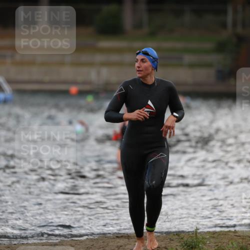 14.09.2025 - Stadtparktriathlon Michael Strokosch http://msf.ph/oto/8874834 14.09.2025 12:50:33 Schwimmen 1452 meine-sportfotos.de