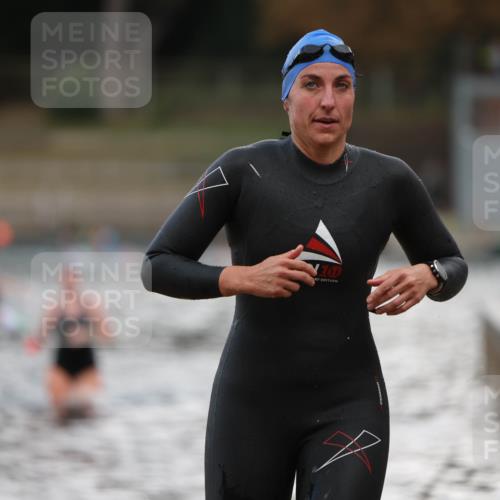 14.09.2025 - Stadtparktriathlon Michael Strokosch http://msf.ph/oto/8874850 14.09.2025 12:50:36 Schwimmen 1452 meine-sportfotos.de