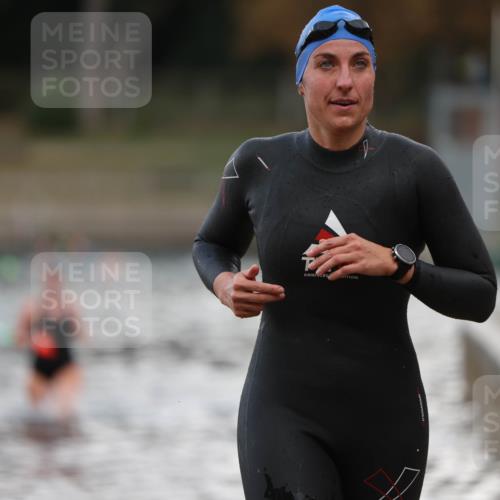 14.09.2025 - Stadtparktriathlon Michael Strokosch http://msf.ph/oto/8874851 14.09.2025 12:50:36 Schwimmen 1452 meine-sportfotos.de
