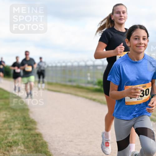 14.09.2025 - Airport Race Dr. Thomas Lammeyer http://msf.ph/oto/8874919 14.09.2025 12:19:38 Laufen 30 meine-sportfotos.de