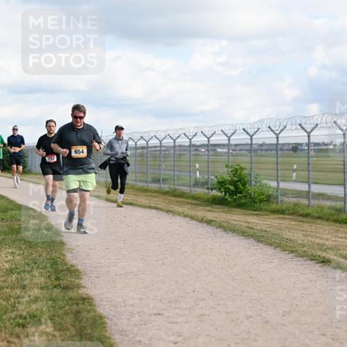 14.09.2025 - Airport Race Dr. Thomas Lammeyer http://msf.ph/oto/8874938 14.09.2025 12:19:39 Laufen 752, 654 meine-sportfotos.de