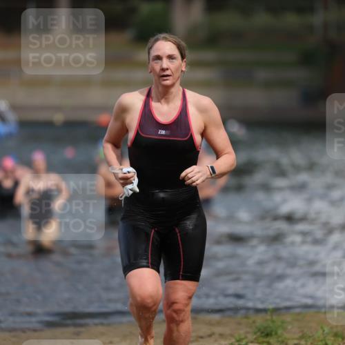 14.09.2025 - Stadtparktriathlon Michael Strokosch http://msf.ph/oto/8874941 14.09.2025 12:51:38 Schwimmen 1426, 1443, 1479, 1513 meine-sportfotos.de