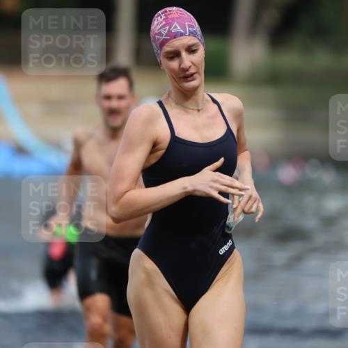 14.09.2025 - Stadtparktriathlon Michael Strokosch http://msf.ph/oto/8874963 14.09.2025 12:51:48 Schwimmen 1443, 1459, 1479, 1494, 1513 meine-sportfotos.de