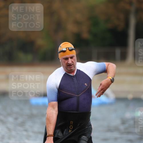 14.09.2025 - Stadtparktriathlon Michael Strokosch http://msf.ph/oto/8875000 14.09.2025 12:52:26 Schwimmen 1444, 1495, 1511, 1521 meine-sportfotos.de