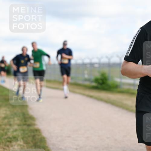 14.09.2025 - Airport Race Dr. Thomas Lammeyer http://msf.ph/oto/8875016 14.09.2025 12:19:45 Laufen 752 meine-sportfotos.de