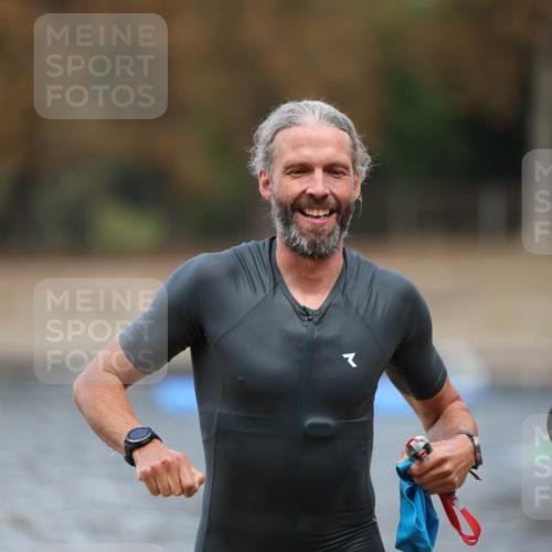 14.09.2025 - Stadtparktriathlon Michael Strokosch http://msf.ph/oto/8875017 14.09.2025 12:52:34 Schwimmen 1444, 1495, 1521 meine-sportfotos.de