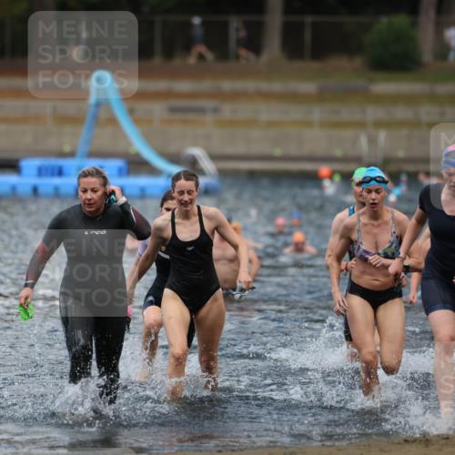14.09.2025 - Stadtparktriathlon Michael Strokosch http://msf.ph/oto/8875030 14.09.2025 12:53:04 Schwimmen 1430, 1431, 1438, 1448, 1460, 1463, 1472, 1508 meine-sportfotos.de