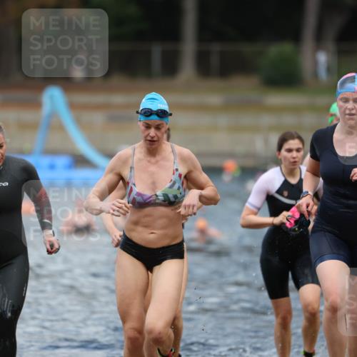 14.09.2025 - Stadtparktriathlon Michael Strokosch http://msf.ph/oto/8875046 14.09.2025 12:53:07 Schwimmen 1430, 1431, 1438, 1448, 1460, 1463, 1468, 1472, 1508 meine-sportfotos.de
