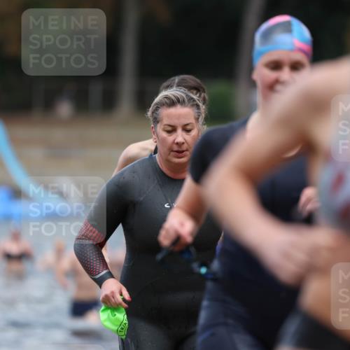 14.09.2025 - Stadtparktriathlon Michael Strokosch http://msf.ph/oto/8875055 14.09.2025 12:53:10 Schwimmen 1430, 1431, 1438, 1448, 1460, 1463, 1468, 1472, 1508, 1517 meine-sportfotos.de