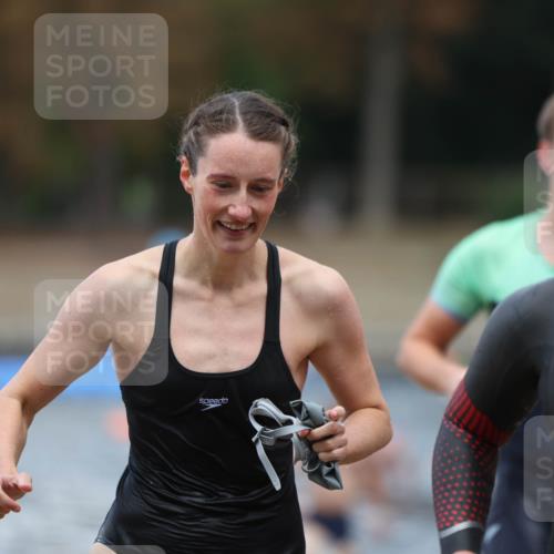 14.09.2025 - Stadtparktriathlon Michael Strokosch http://msf.ph/oto/8875062 14.09.2025 12:53:12 Schwimmen 1430, 1431, 1438, 1448, 1460, 1463, 1468, 1472, 1508, 1517 meine-sportfotos.de