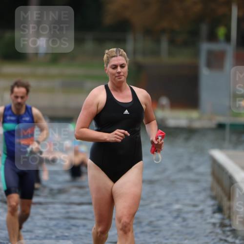 14.09.2025 - Stadtparktriathlon Michael Strokosch http://msf.ph/oto/8875070 14.09.2025 12:53:15 Schwimmen 1431, 1460, 1463, 1468, 1472, 1508, 1517 meine-sportfotos.de