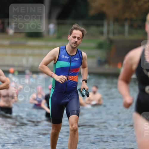 14.09.2025 - Stadtparktriathlon Michael Strokosch http://msf.ph/oto/8875079 14.09.2025 12:53:17 Schwimmen 1451, 1463, 1468, 1496, 1517 meine-sportfotos.de
