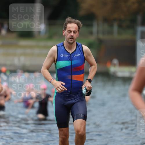 14.09.2025 - Stadtparktriathlon Michael Strokosch http://msf.ph/oto/8875082 14.09.2025 12:53:17 Schwimmen 1451, 1463, 1468, 1496, 1517 meine-sportfotos.de