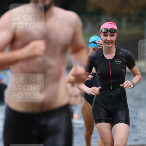 14.09.2025 - Stadtparktriathlon Michael Strokosch http://msf.ph/oto/8875124 14.09.2025 12:53:29 Schwimmen 1423, 1425, 1427, 1432, 1439, 1451, 1453, 1496, 1498, 1518 meine-sportfotos.de