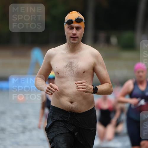 14.09.2025 - Stadtparktriathlon Michael Strokosch http://msf.ph/oto/8875140 14.09.2025 12:53:33 Schwimmen 1423, 1425, 1427, 1432, 1439, 1451, 1453, 1498, 1518 meine-sportfotos.de