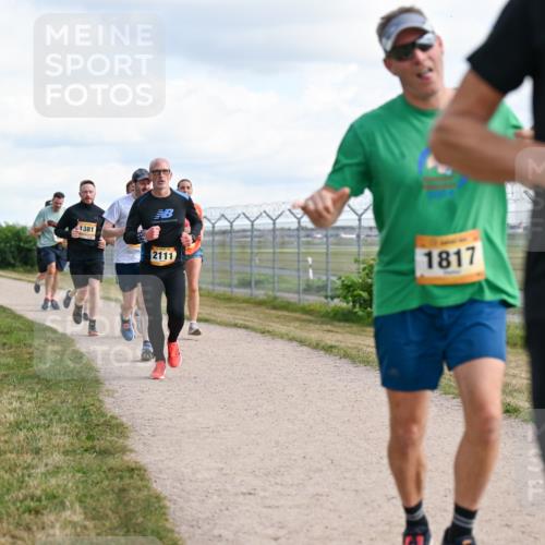 14.09.2025 - Airport Race Dr. Thomas Lammeyer http://msf.ph/oto/8875141 14.09.2025 12:19:54 Laufen 1381, 2111, 1817, 15 meine-sportfotos.de